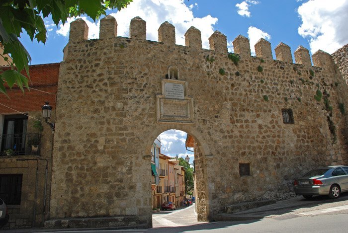 Brihuega - Puerta de la Cadena