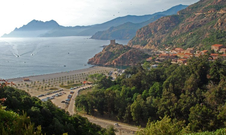 Playa y Torre de Porto
