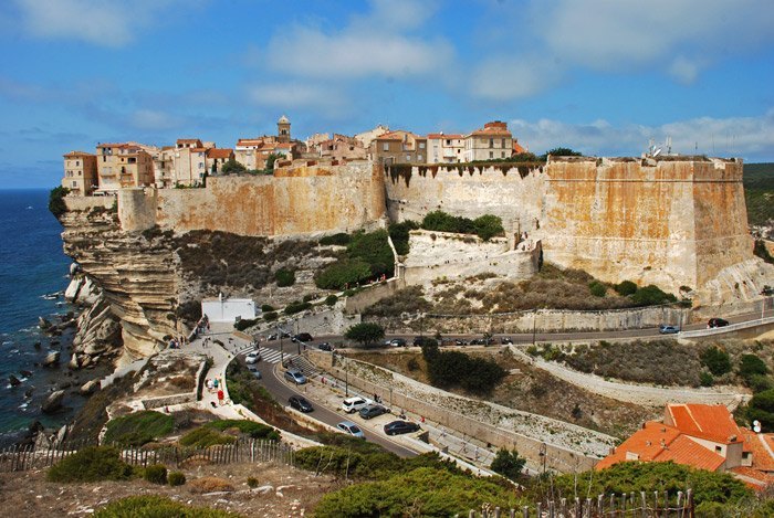 Vista de Bonifacio desde tierra - La Puerta de Génova
