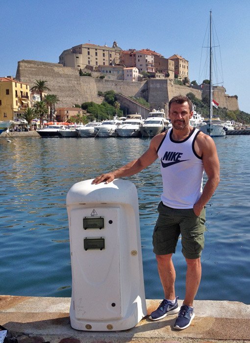 Carlos de Viaje en Calvi