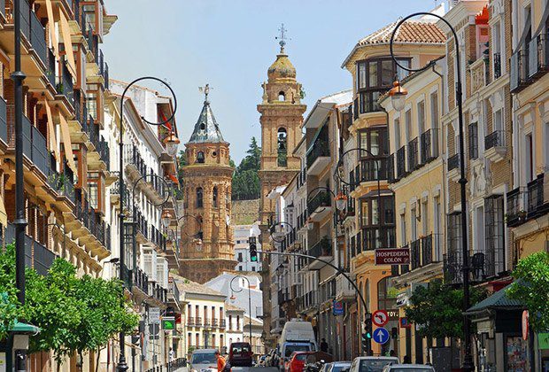 Calle Fernando de Antequera