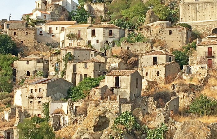 Casas típicas en Pentedattilo