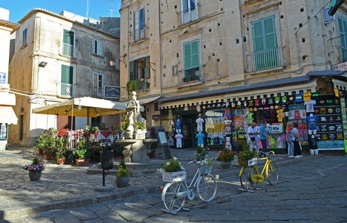 Plaza en Tropea