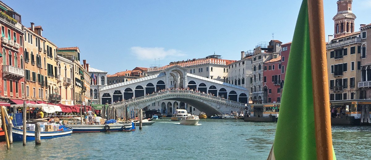 Puente de Rialto desde el Gran Canal