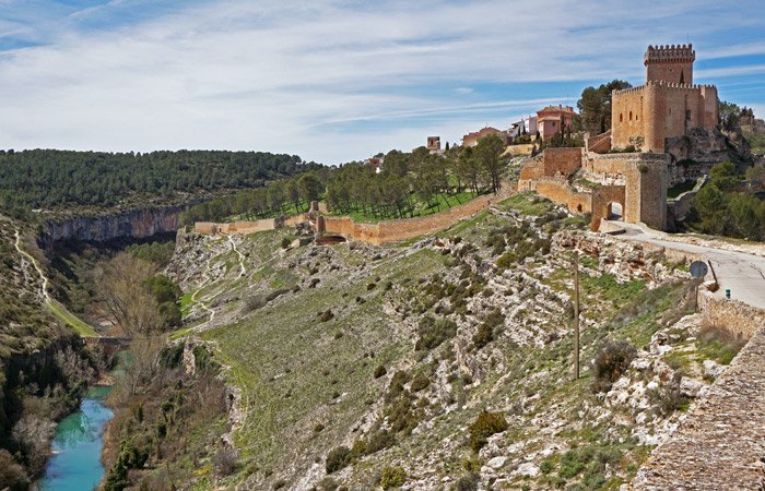 Murallas de Alarcón y el Júcar