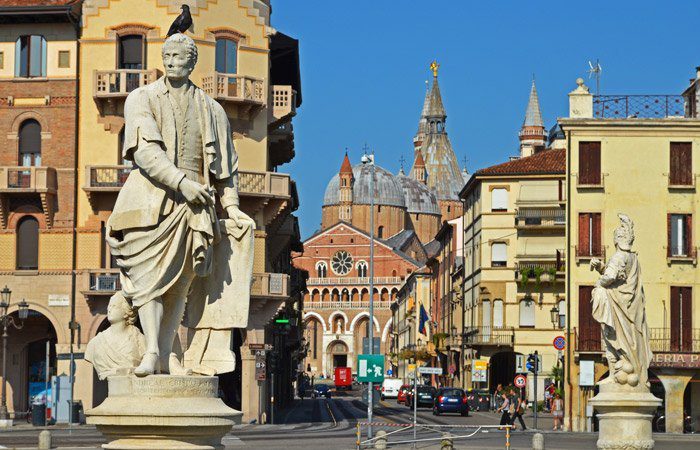 Basilica de San Antonio desde el Prato della Valle