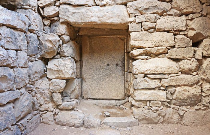 Puertas de piedra