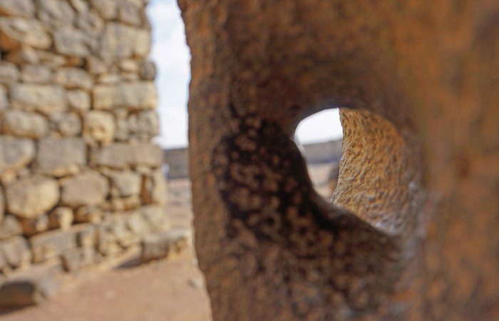 Goznes de piedra en las puertas de Azraq