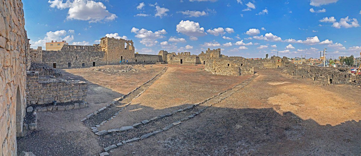 Panorámica del patio de armas del Castillo de Azraq