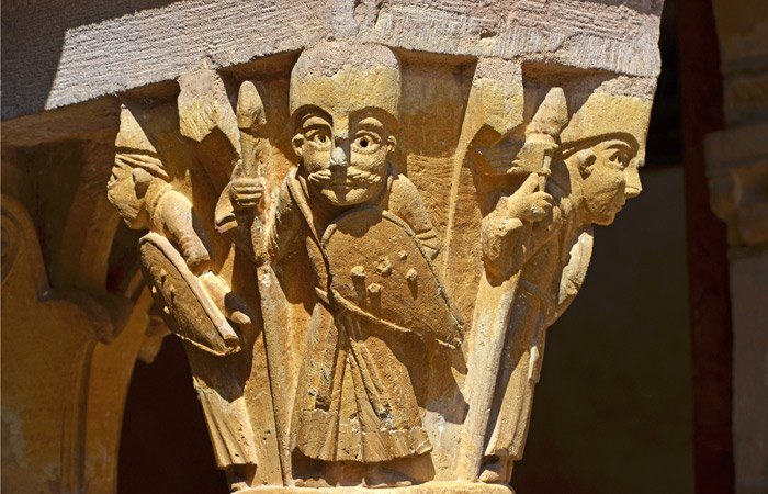 Capitel del claustro (Conques)