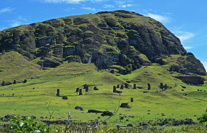 Ladera sur del cráter - Rano Raraku