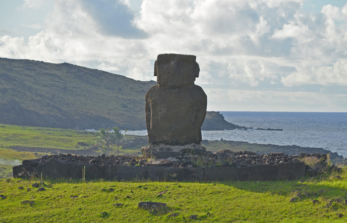 El solitario moai de Ahu Ature Huki